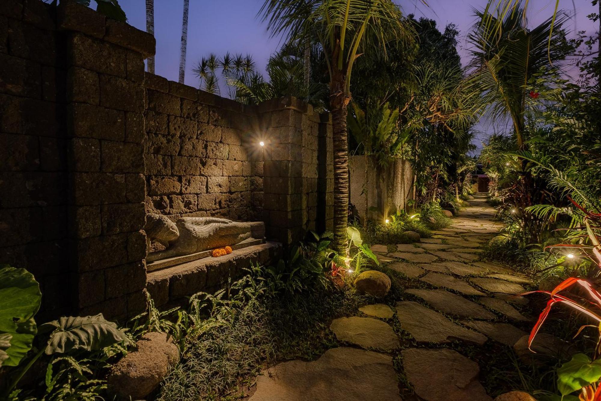 Uddhara Ubud Villa 外观 照片